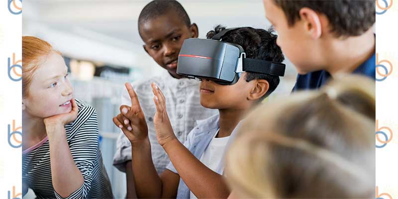 https://cdn.bestbrains.com/blog/new-tech-tools-used-in-schools/kid-vr-headgear.jpg